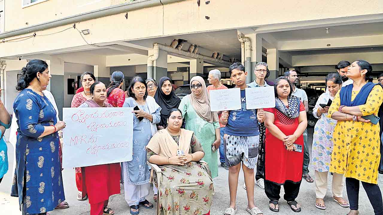 Buffer Zone | కాంగ్రెస్‌ సర్కార్‌ చేతిలో సామాన్యుడు సఫర్‌.. ఇష్టానుసారంగా బఫర్‌ జోన్ల నిర్ధారణ!