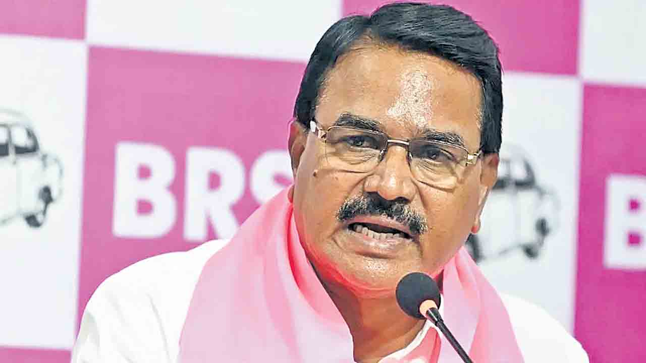 గాడి తప్పిన విద్యావ్యవస్థ