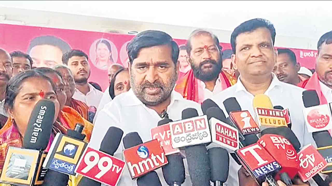 రాష్ట్రంలో..అరాచక పాలనా