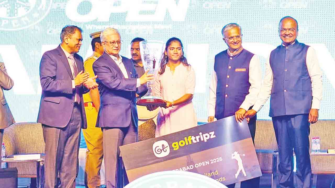 హైదరాబాద్‌ గోల్ఫ్‌ విజేత అమూల్య