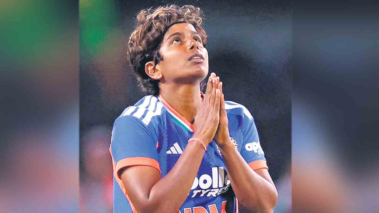 అమ్మాయిల బోణీ.. తొలి టీ20లో ఆసీస్‌పై గెలుపు