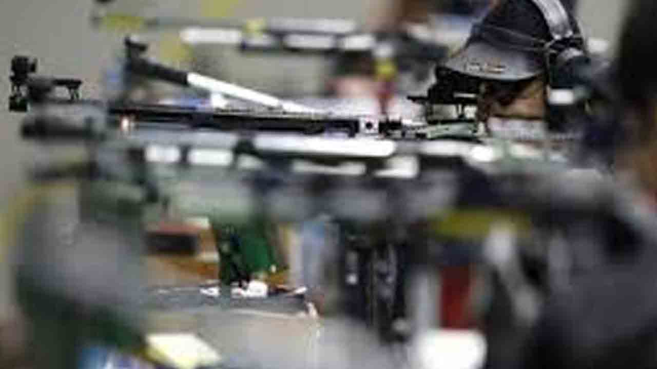 రుద్రాంక్ష్‌ స్వర్ణ గురి