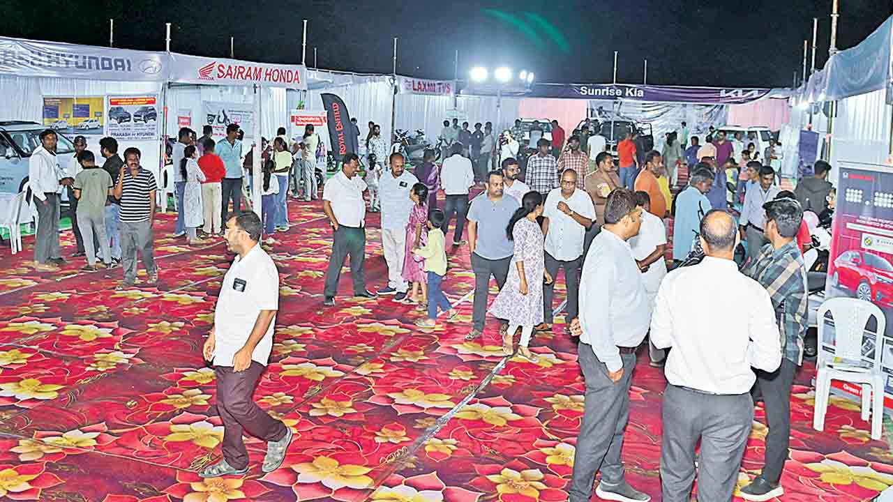 ఆటోషో సక్సెస్‌.. నిజామాబాద్‌లో రెండురోజులపాటు కొనసాగిన ప్రదర్శన