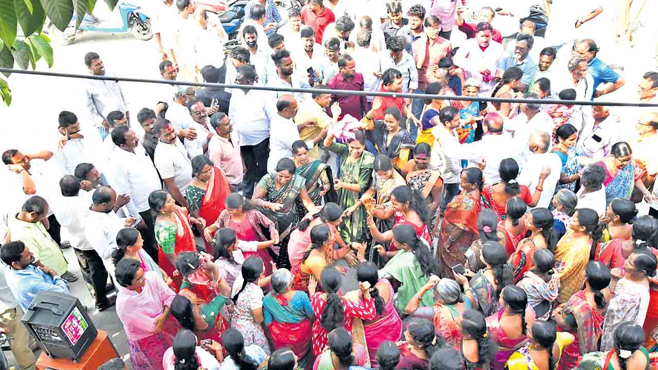 సిరిసిల్లలో గులాబీ విజయభేరి.. వరుసగా మూడోసారి బీఆర్‌ఎస్‌ కైవసం