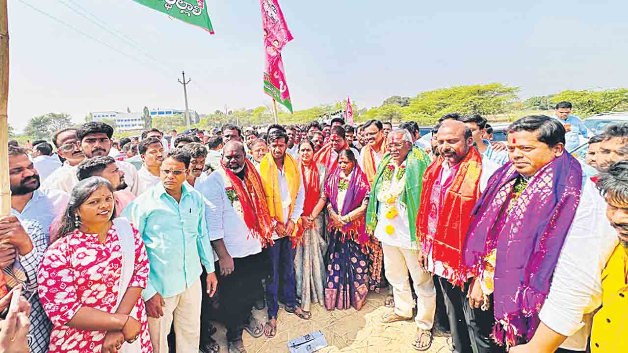 ఉమ్మడి మెదక్‌ జిల్లాలో గులాబీ ప్రభంజనం.. 19 మున్సిపాలిటీల్లో 11 కైవసం