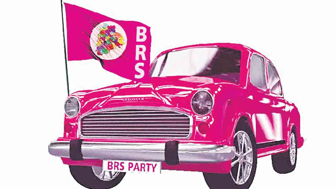 గులాబీ జెండా రెపరెపలు.. తిరుమలగిరిలో కారు దెబ్బకు కాంగ్రెస్‌ కకావికలం