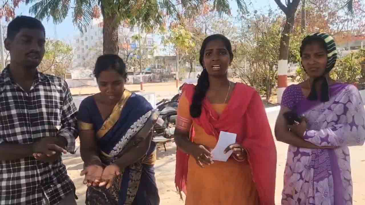 Congress Leaders | కాంగ్రెస్‌ నాయకుల పైశాచికత్వం.. కుమ్మెర మల్లన్న జాతర దాడిలో చిన్నారి బలి