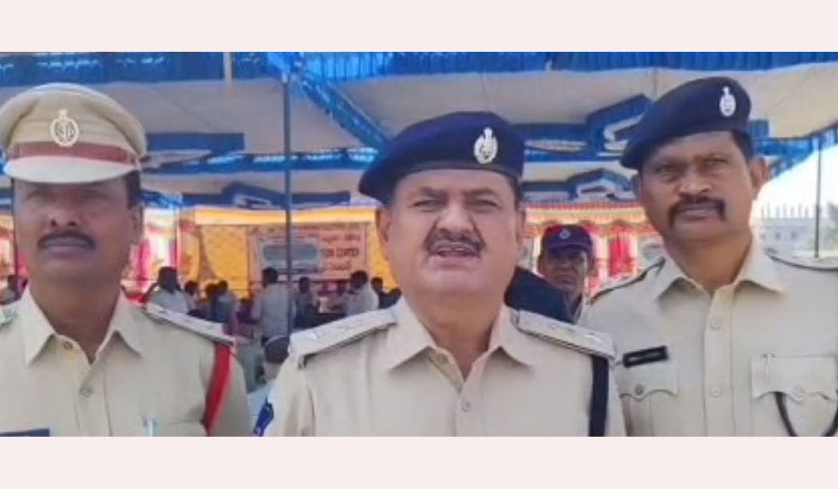 DCP Ram Reddy | మున్సిపల్‌ ఎన్నికల్లో పటిష్ఠ బందోబస్తు.. పెద్దపల్లి డీసీపీ రాంరెడ్డి