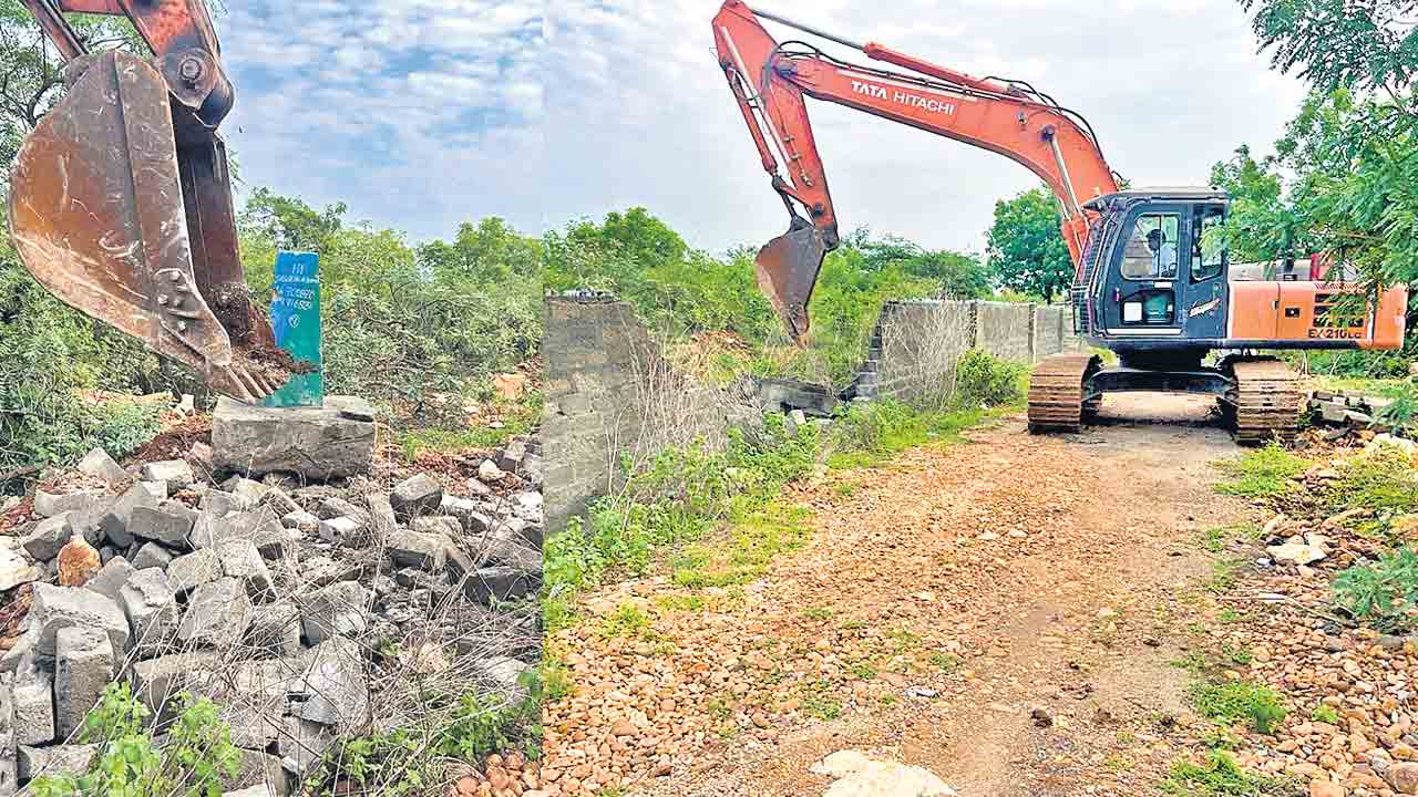 డెక్కన్‌ సిమెంట్స్‌ అరాచకం!.. అటవీ శాఖ సరిహద్దులను మార్చి తవ్వకాలు