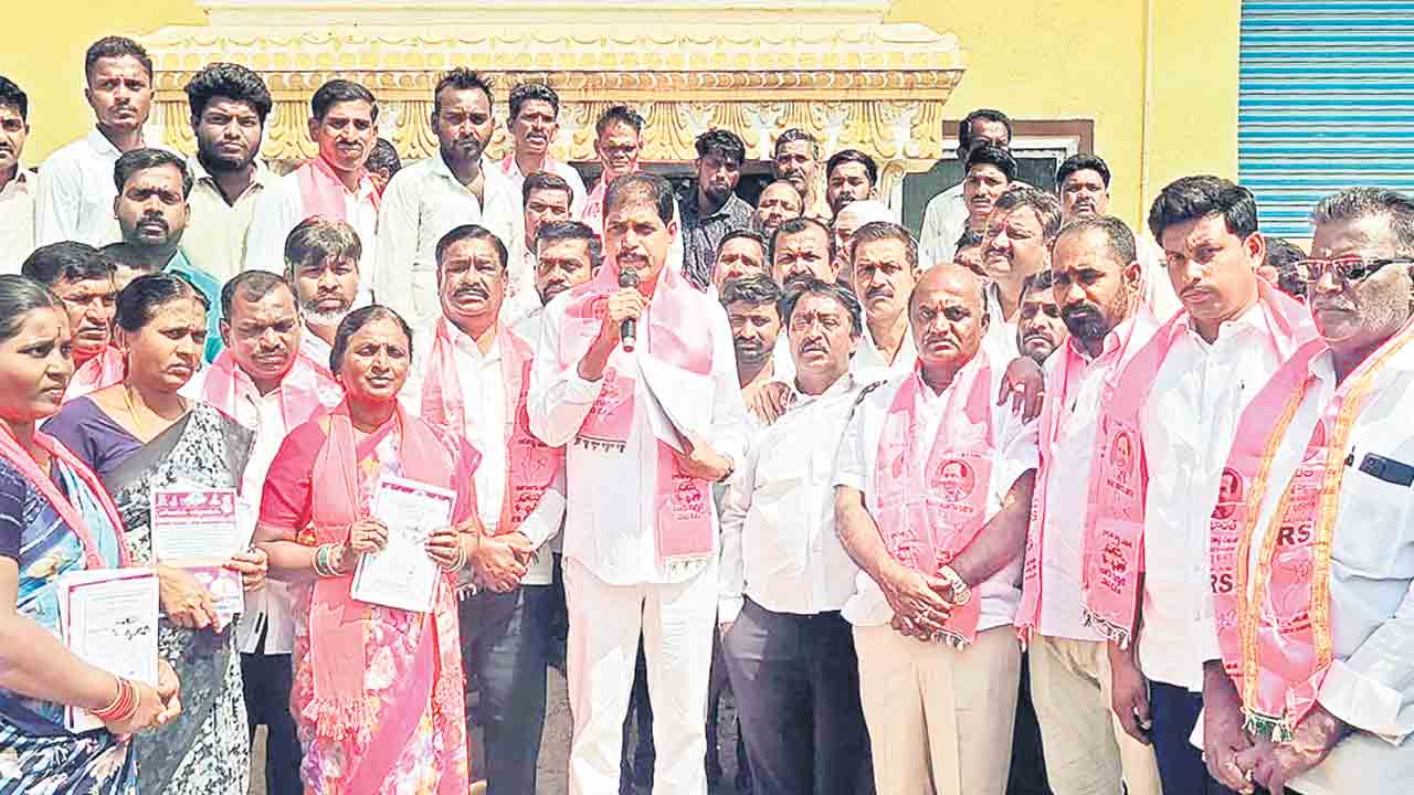 కాంగ్రెస్‌ గెలిస్తే దండుపాళ్యం ముఠా వచ్చినట్లే..