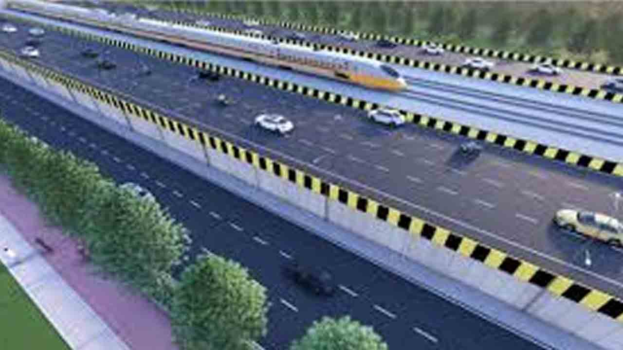 గ్రీన్‌ఫీల్డ్‌ రోడ్లకు లీగల్‌ సమస్యలు.. హెచ్‌ఎండీఏ ప్రతిపాదనలపై అన్నదాతల తీవ్ర ఆగ్రహం