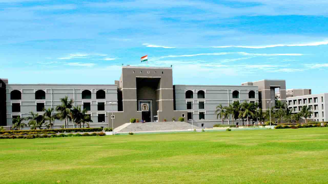 ఒక్క చెంప దెబ్బ క్రూరత్వం కాదు.. గుజరాత్‌ హైకోర్టు తీర్పు