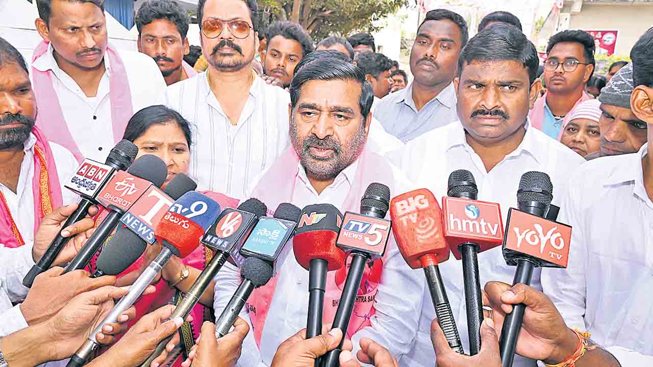 రేవంత్‌లో రోజురోజుకూ సంస్కారహీనత