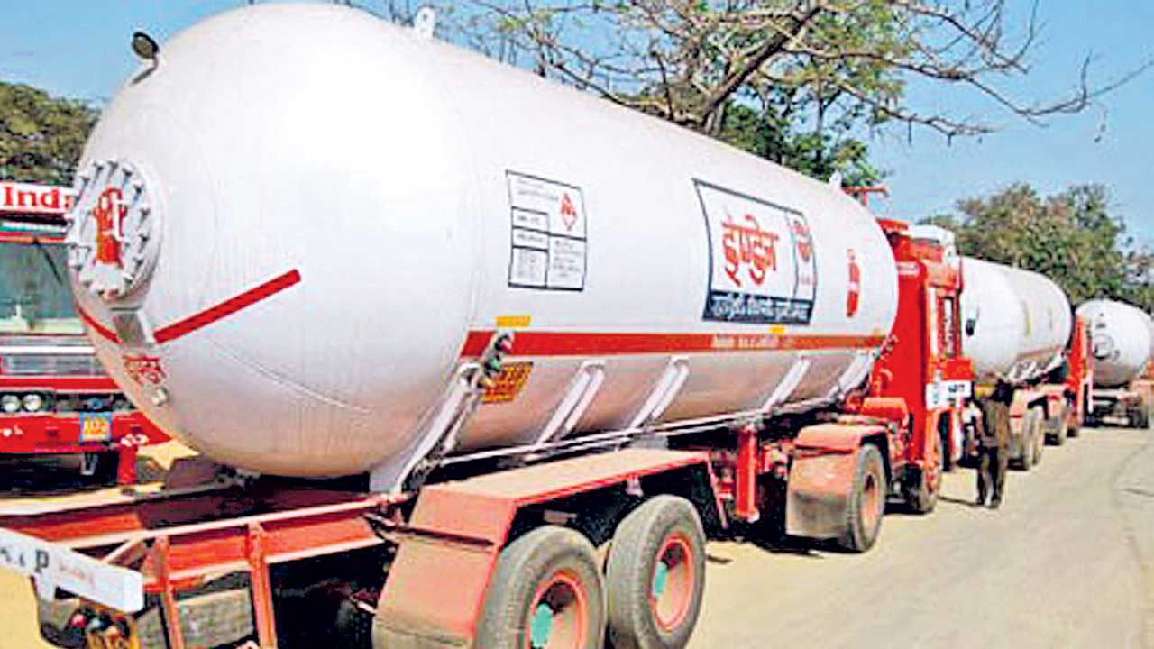 ప్రమాదకర రసాయనంతో జరభద్రం