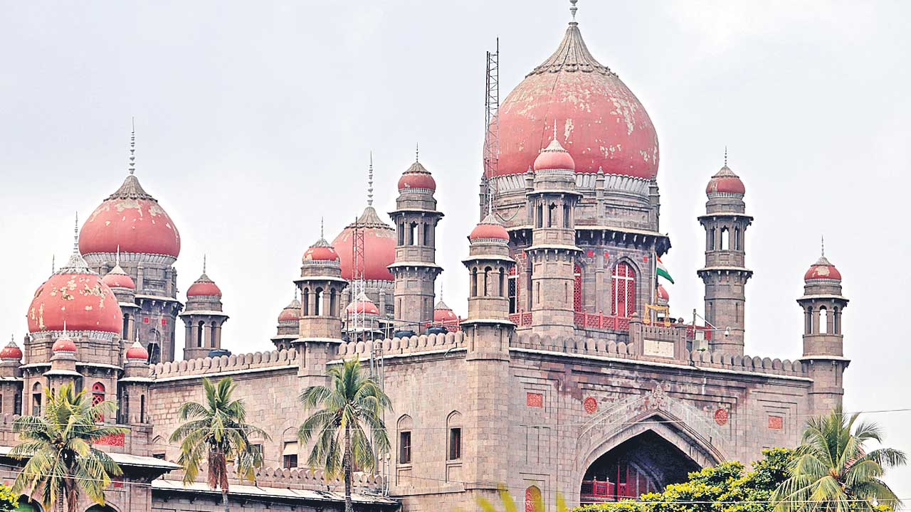 చెరువుల రక్షణ చర్యలను వివరించరా?