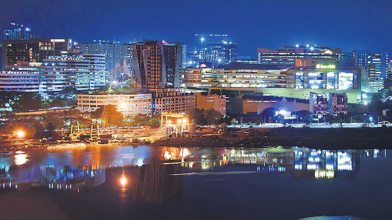 ముక్కలు చేసి.. ఖ్యాతిని చెరిపేసి