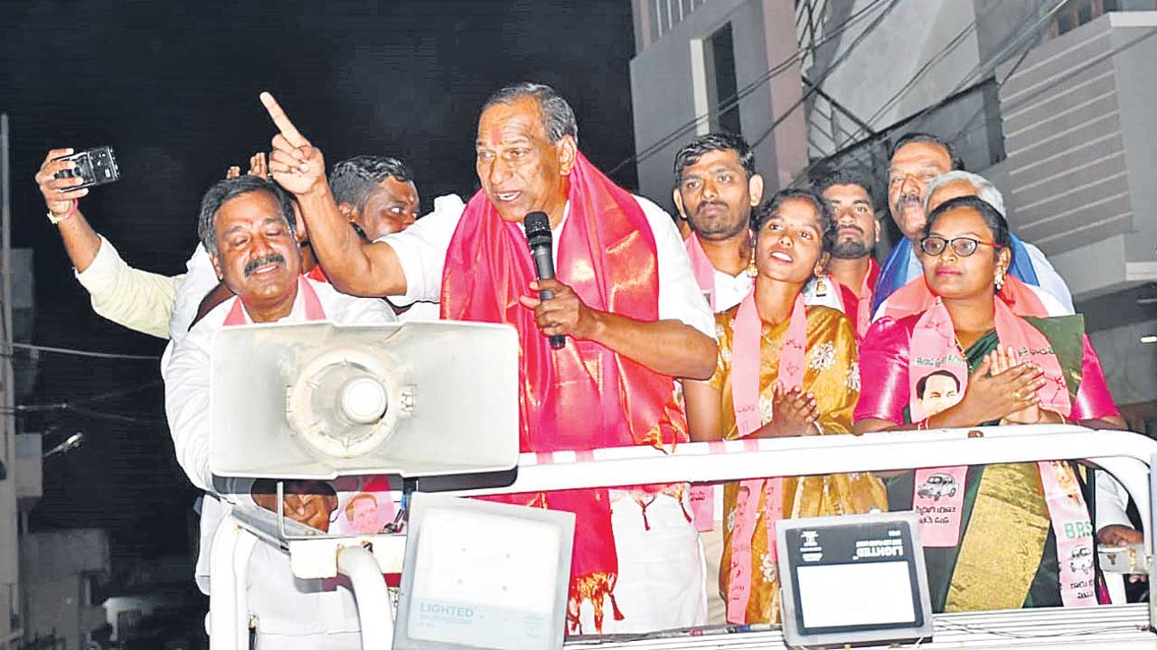 బీఆర్‌ఎస్‌ దూకుడు