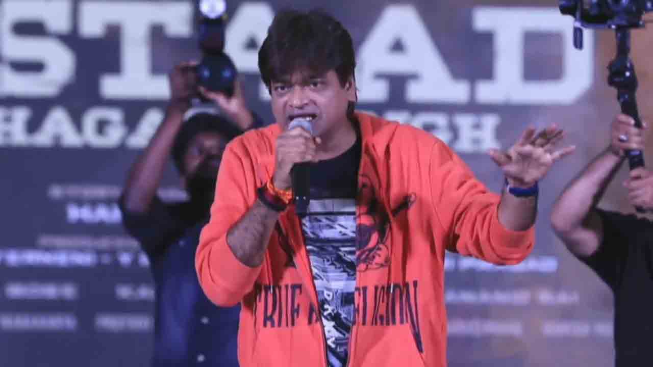 Harish shankar | పవన్ కల్యాణ్‌ నా కళ్ల ముందే కోట్ల రూపాయలు వదులుకున్నారు : హరీష్‌ శంకర్‌