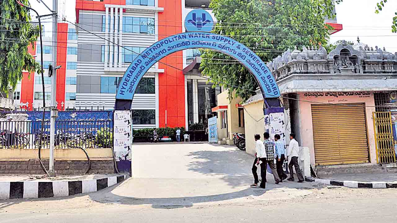 జలమండలిలో సిబ్బంది కొరత