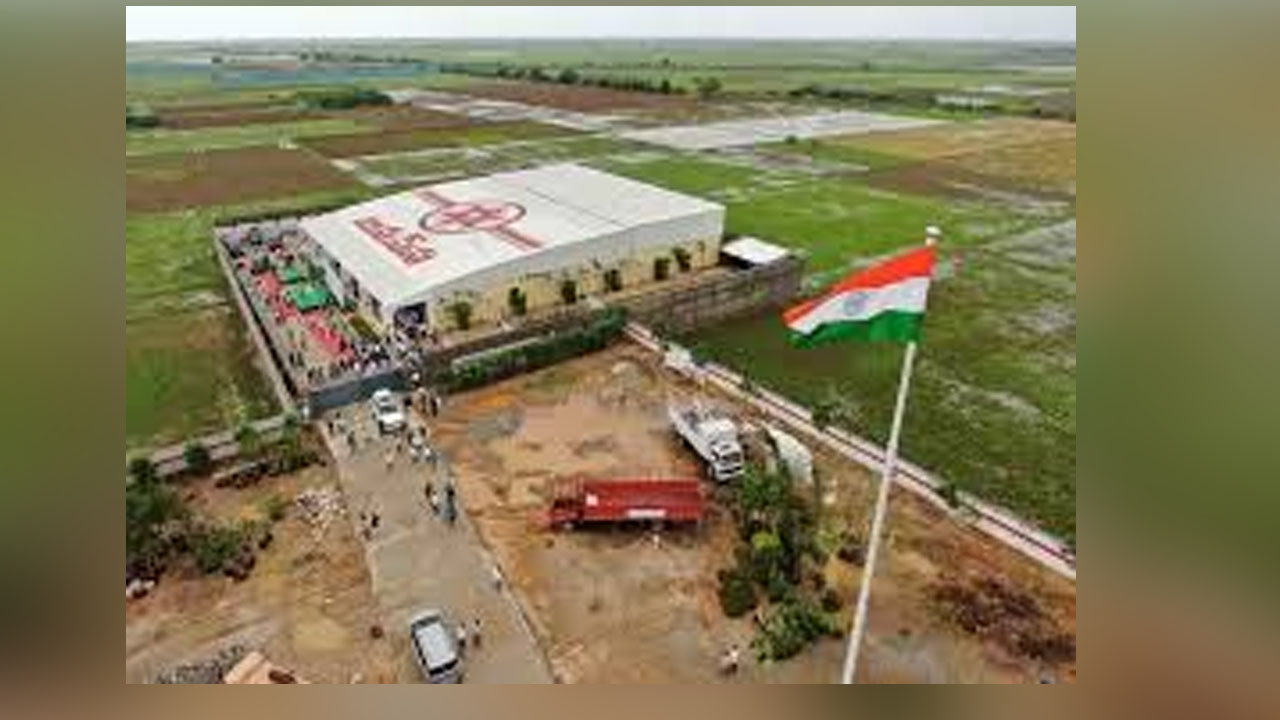 Janasena Office | జనసేన కార్యాలయంలోకి అజ్ఞాత వ్యక్తి చొరబాటు.. కార్ల ధ్వంసం