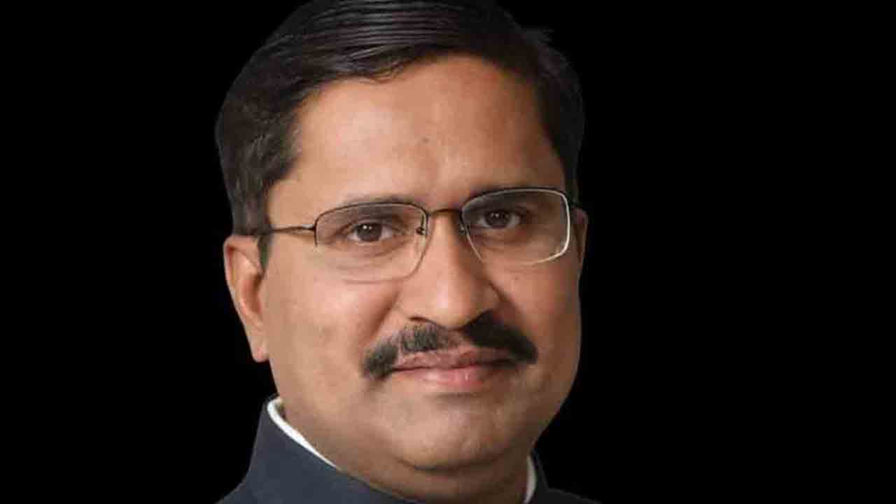 సింగరేణి సీఎండీగా ప్రకాశ్‌ బాధ్యతల స్వీకరణ