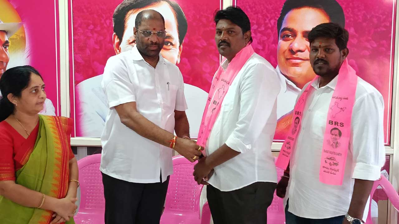 చేరికల జోరు.. ప్రచార హోరు