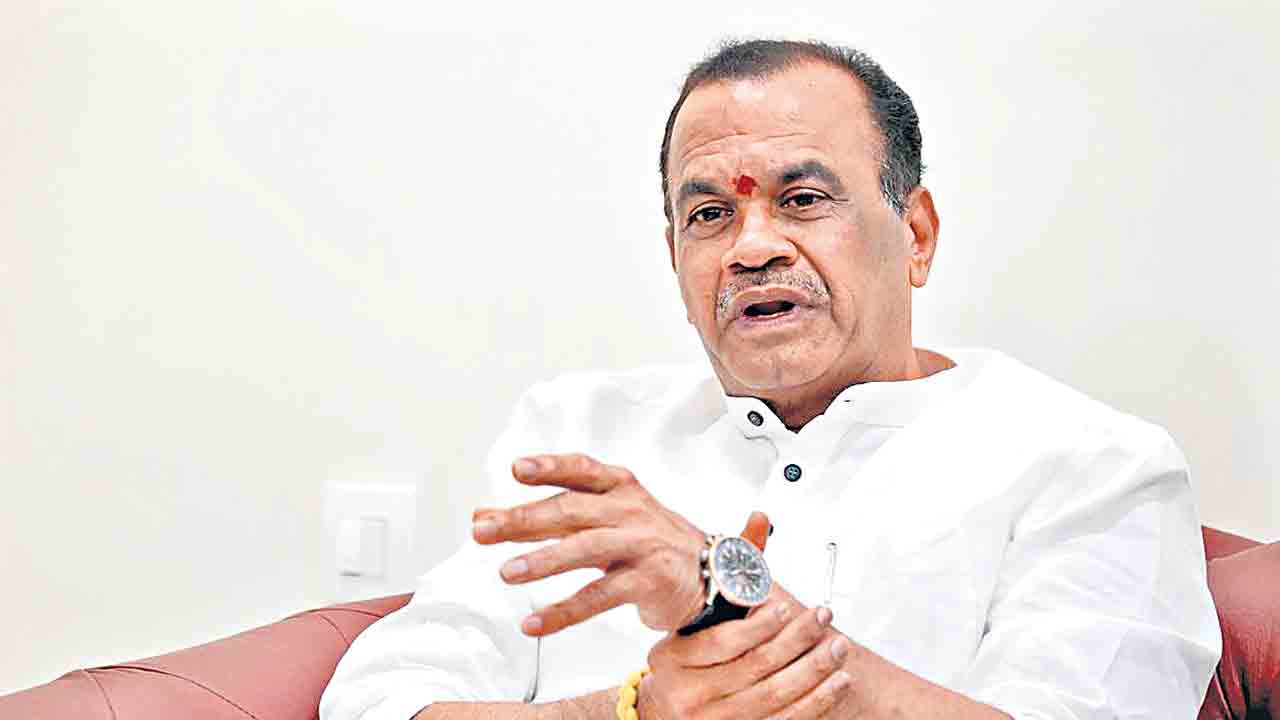 నా వల్లే 30వేల కోట్లు మిగులు