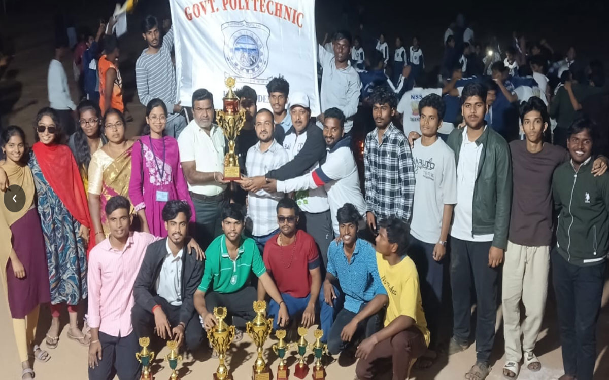 రాష్ట్రస్థాయి క్రీడల్లో కొత్తగూడెం పాలిటెక్నిక్ విద్యార్థుల సత్తా