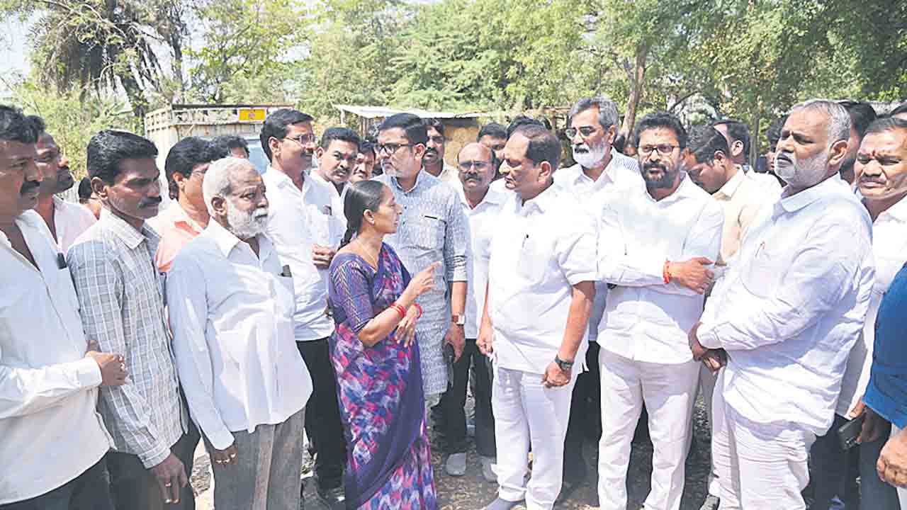 కాంగ్రెస్‌కు గుణపాఠం తప్పదు.. అధికార పార్టీపై మర్లవడుతున్న క్యాతన్‌పల్లి ప్రజలు