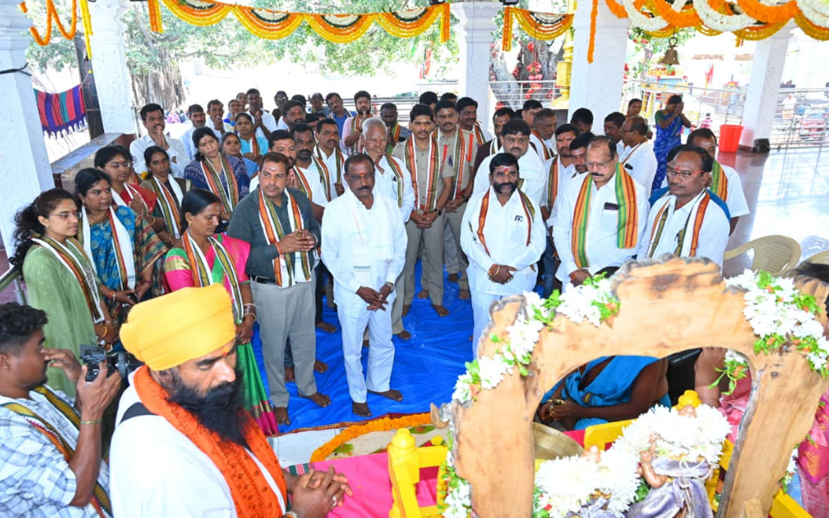 పడమటిసోమారంలో లింగబసవేశ్వర స్వామి బ్రహ్మోత్సవాలు ప్రారంభం