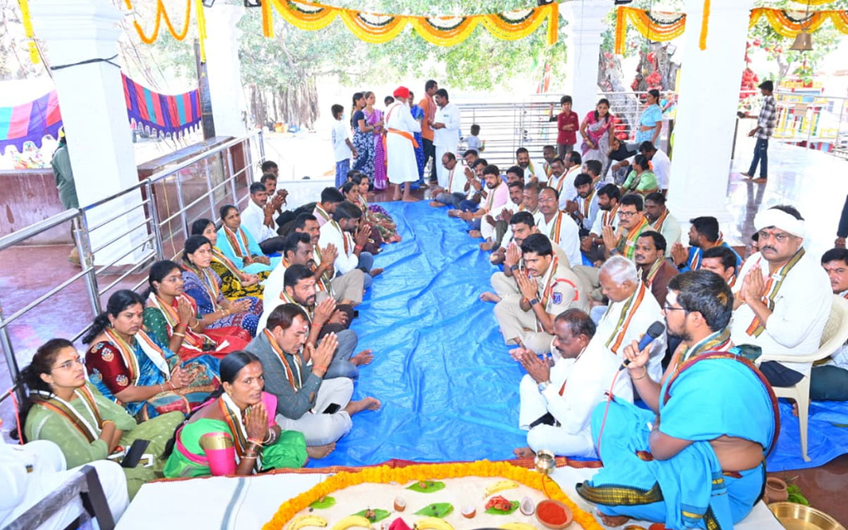 పడమటిసోమారంలో లింగబసవేశ్వర స్వామి బ్రహ్మోత్సవాలు ప్రారంభం