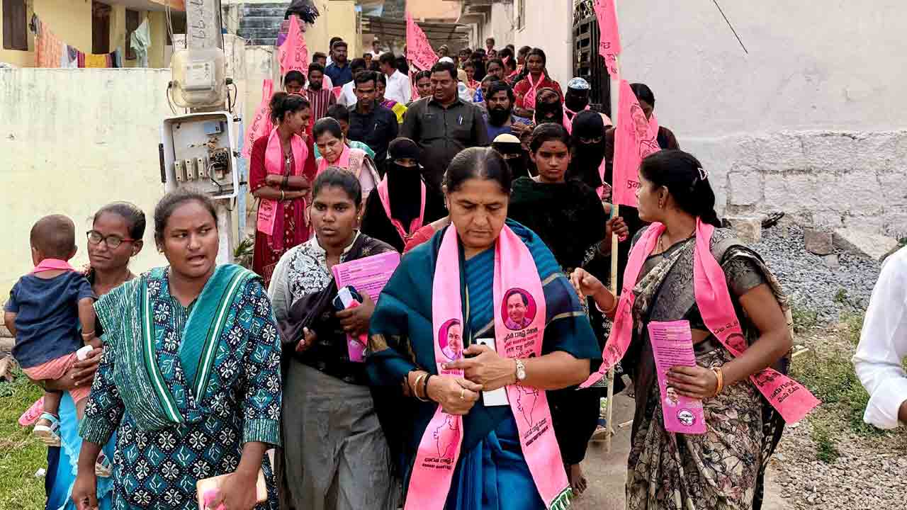 Mla Sunitha Lakshma Reddy3