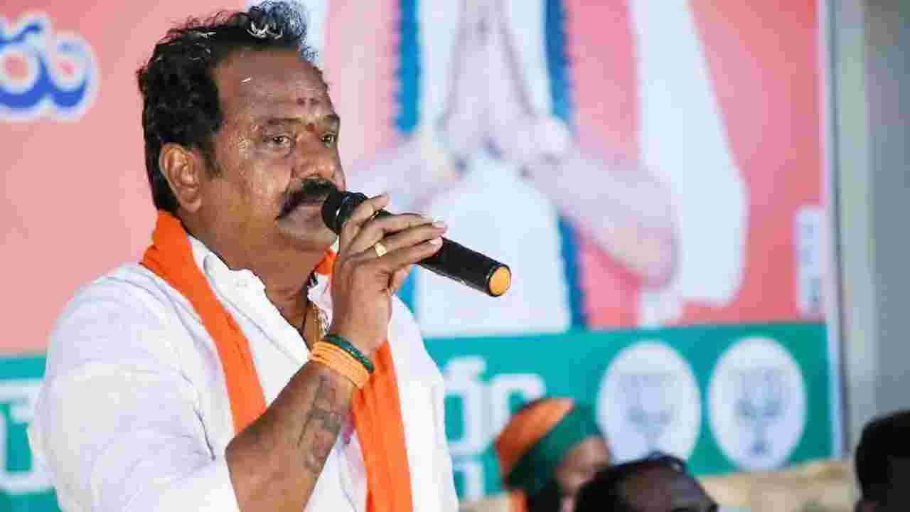 షబ్బీర్‌ అలీ.. నీ చరిత్ర బయటపెడత!