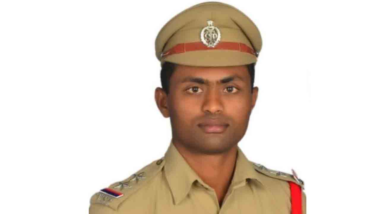 Madapur PS | ఏసీబీ వలలో మాదాపూర్‌ ఎస్‌ఐ వినయ్‌.. భారీగా అవినీతి..!