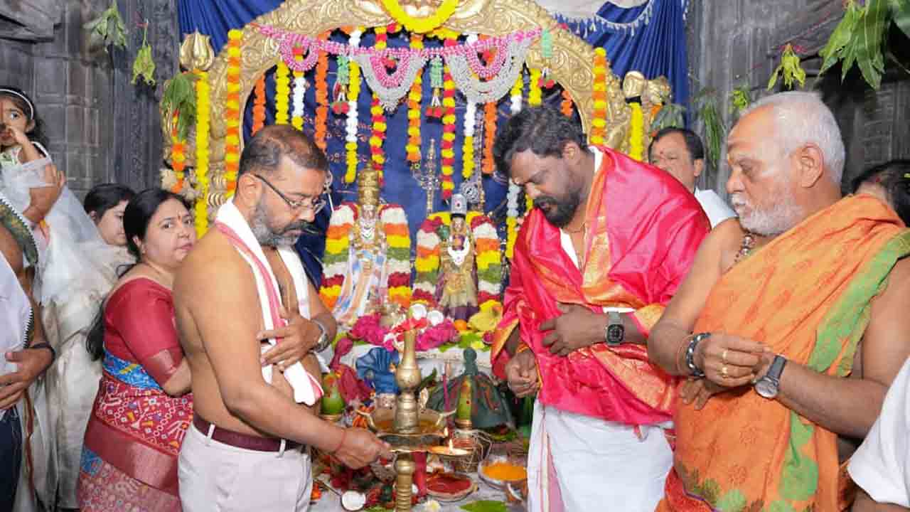 Mahashivratri | వేయి స్తంభాల దేవాలయంలో మహాశివరాత్రి కళ్యాణ బ్రహ్మోత్సవాలు షురూ