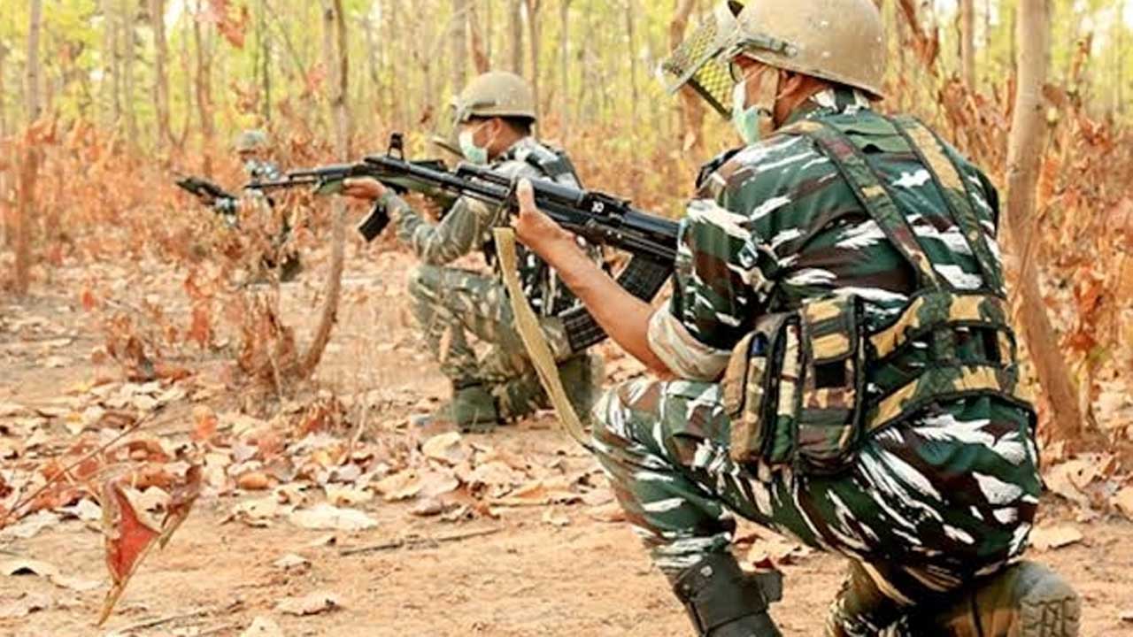 Encounter | బీజాపూర్‌లో ఎన్‌కౌంటర్‌.. భద్రతాబలగాల కాల్పుల్లో ఇద్దరు మావోయిస్టులు మృతి