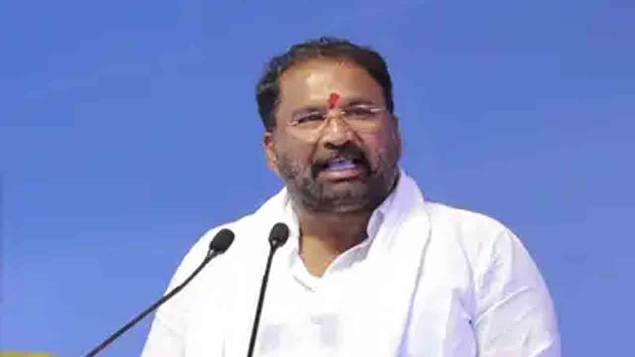 Vakiti Srihari | ‘పాడి పారిశ్రామికాభివృద్ధి’ డైరీని ఆవిష్కరించిన మంత్రి వాకిటి