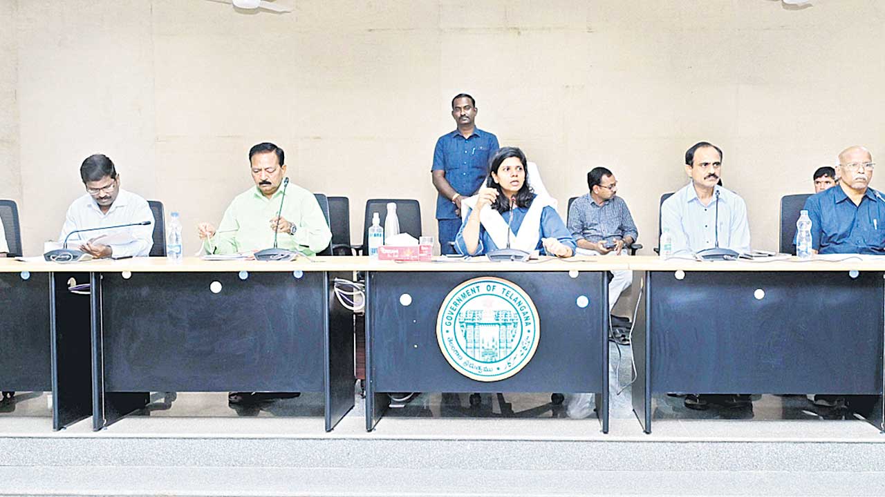 ఎస్సెస్సీ, ఇంటర్‌ పరీక్షలకు పకడ్బందీ ఏర్పాట్లు