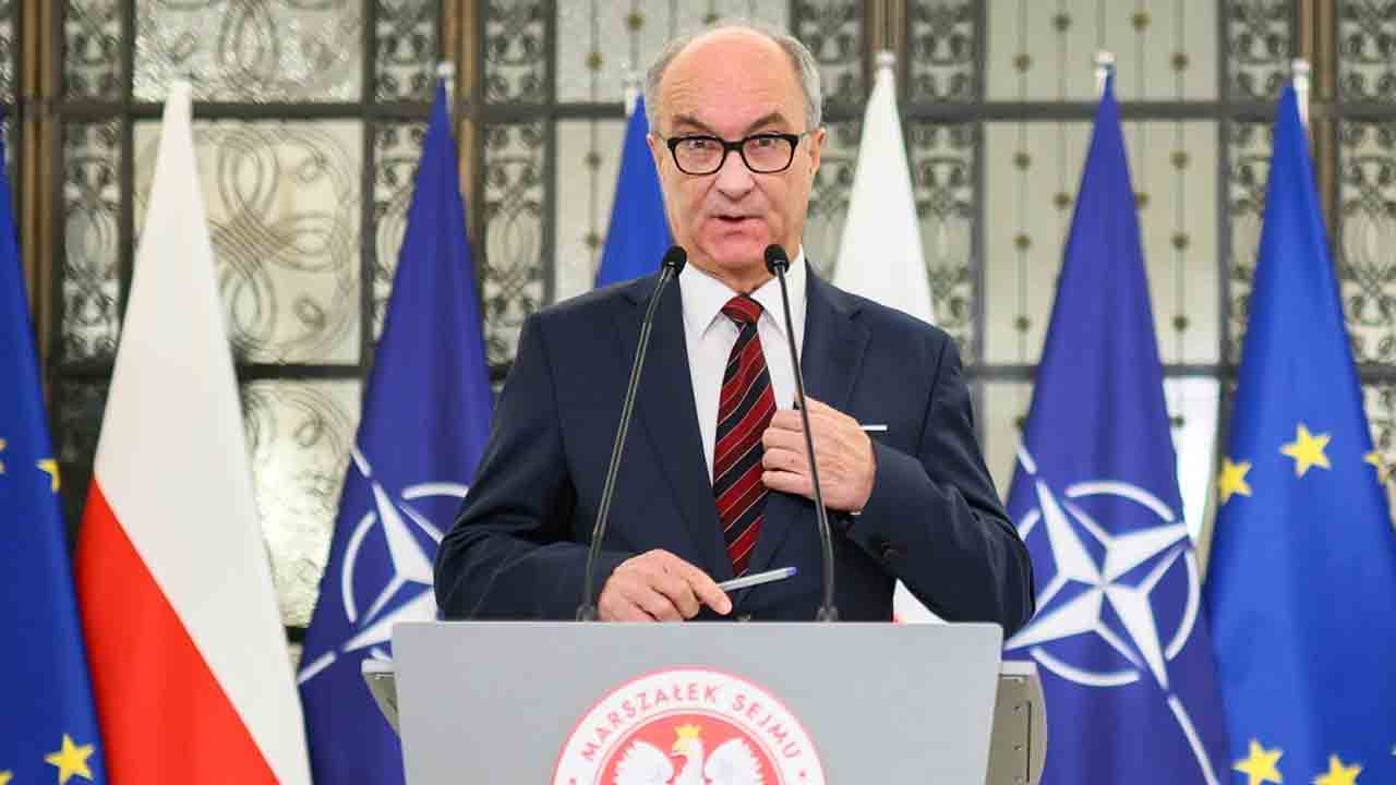 నోబెల్‌కు ట్రంప్‌ అర్హుడు కారు: పోలండ్‌ స్పీకర్‌ వ్యాఖ్యలు