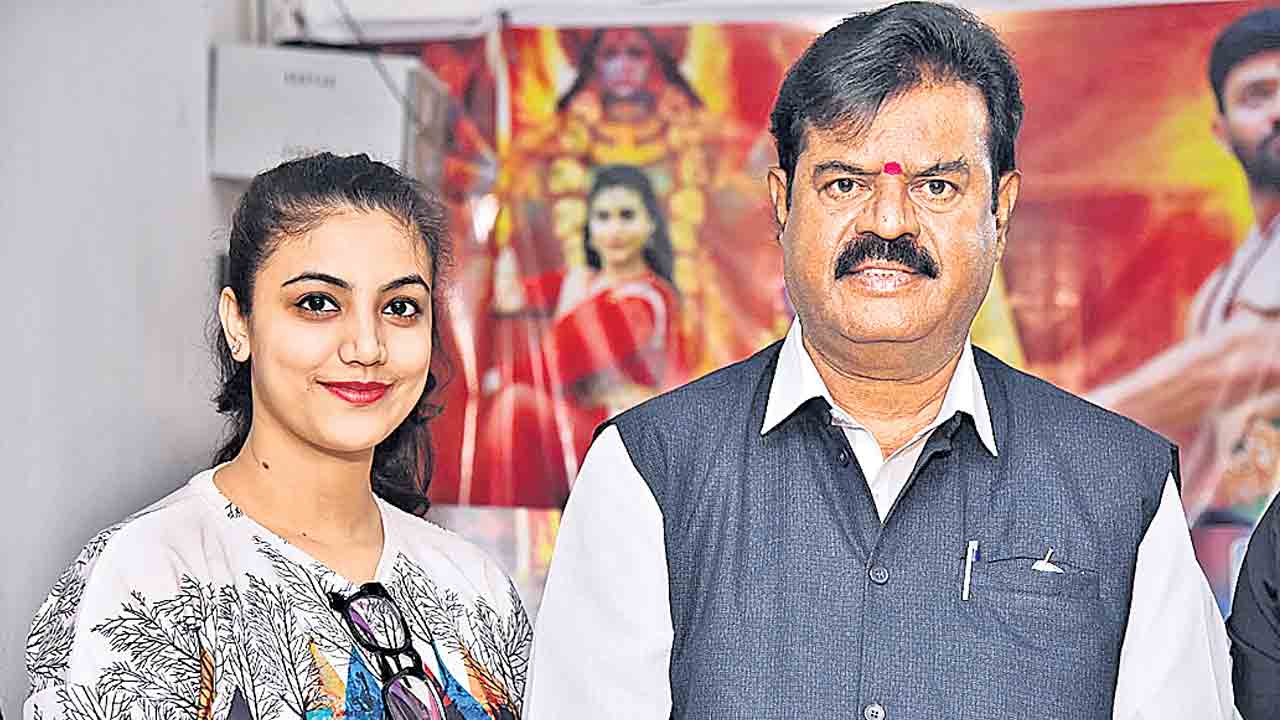 సందేశాత్మకంగా దీక్ష