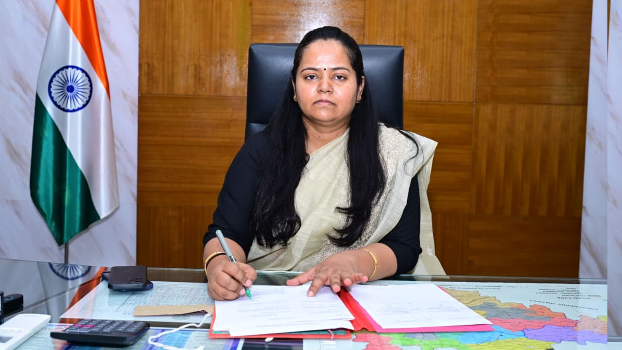 Collector Pratima Singh | ప్రభుత్వ సంక్షేమ పథకాలు ప్రజలకు చేరాలి : నూతన కలెక్టర్ ప్రతిమా సింగ్