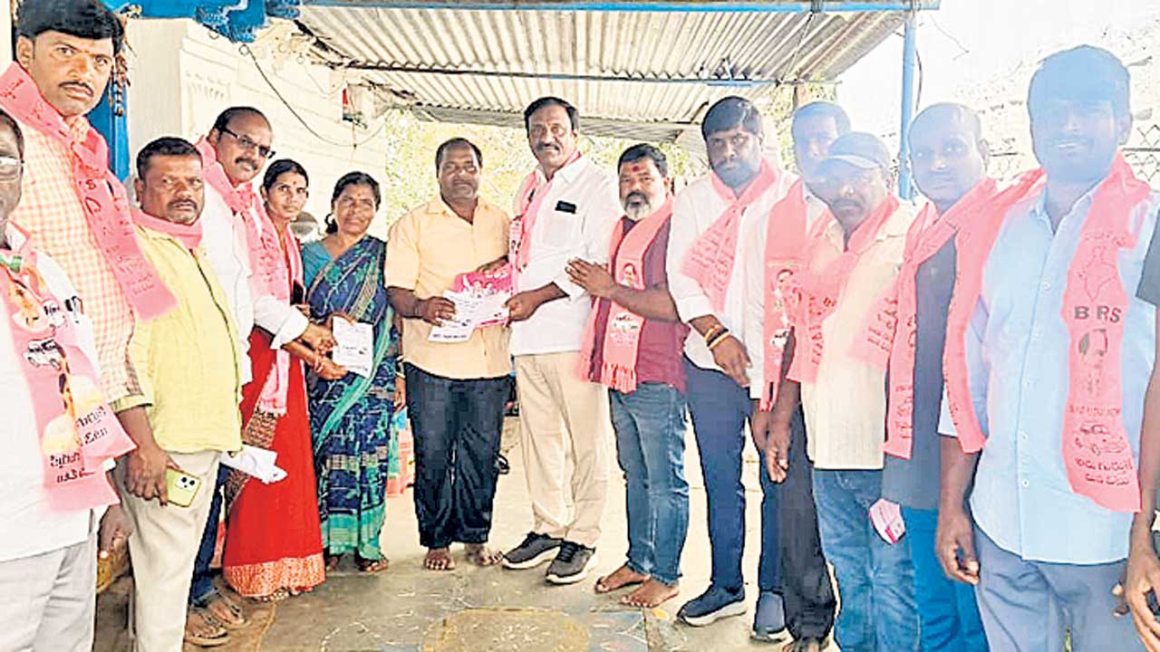 పుర పోరు.. గులాబీ జోరు