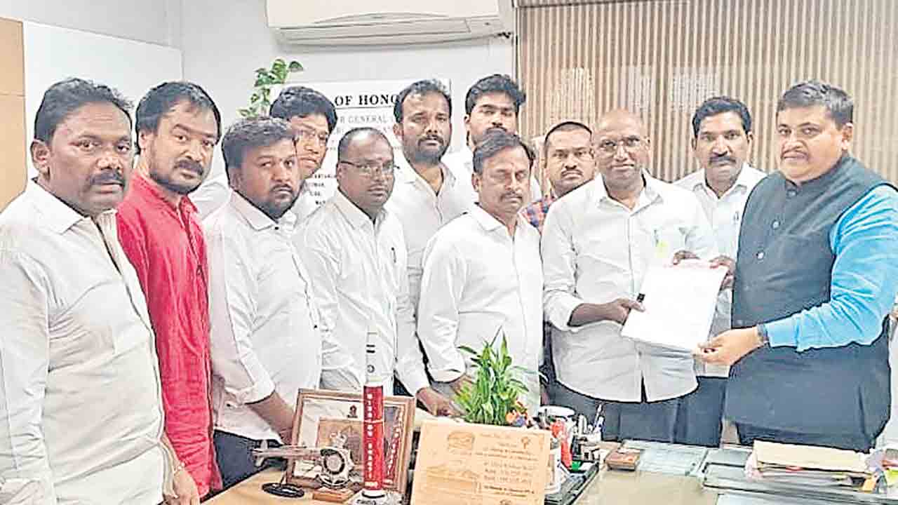 జగ్గారెడ్డిని జైల్లో వేయరా?.. లా అండ్‌ ఆర్డర్‌ డీజీకి ఆర్‌ఎస్‌ ప్రవీణ్‌, నేతల వినతి