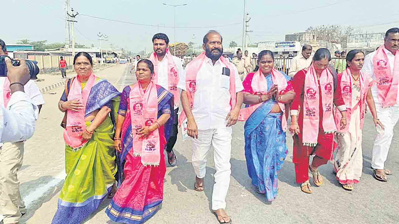 ప్రజా సేవే లక్ష్యంగా పనిచేస్తా..