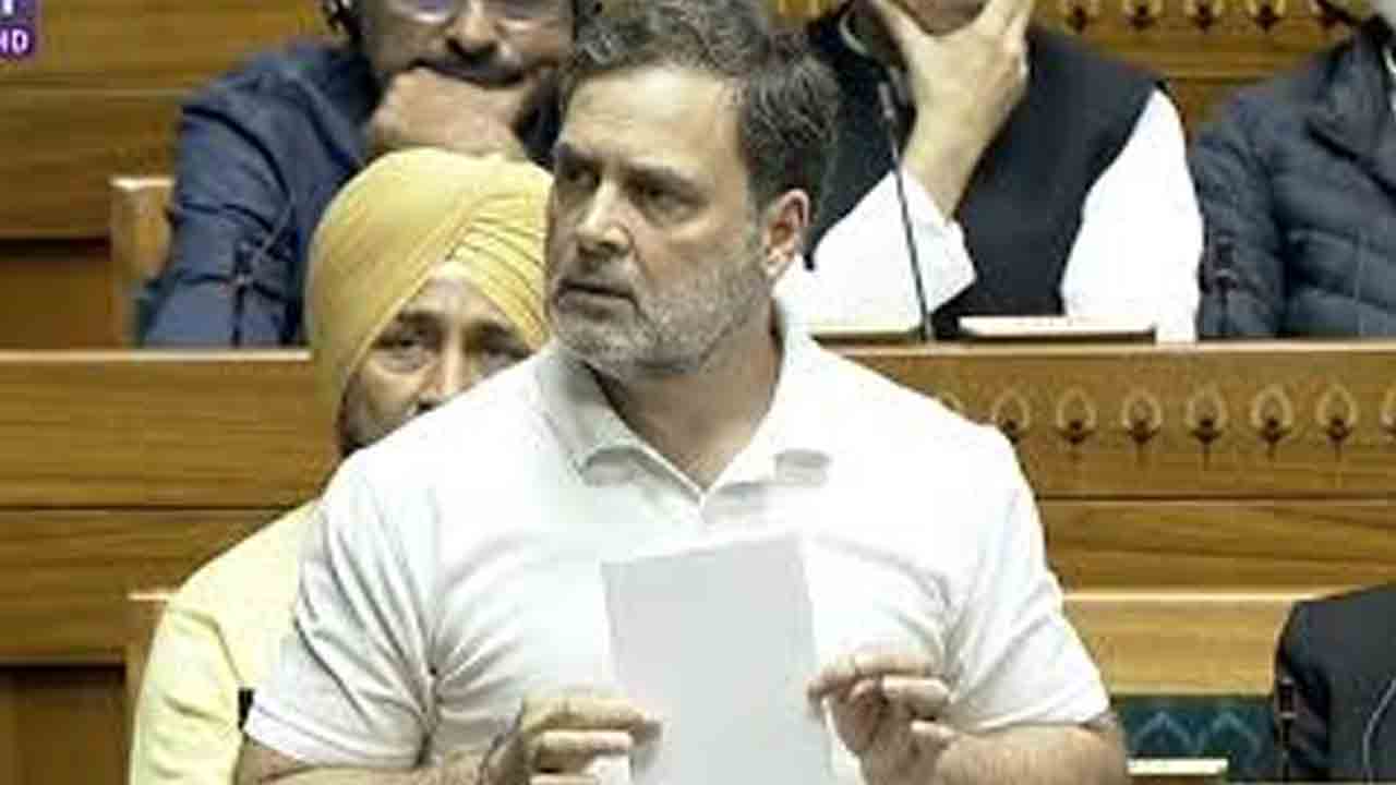 భారతమాతను అమ్మేశారు.. సిగ్గు లేదా?