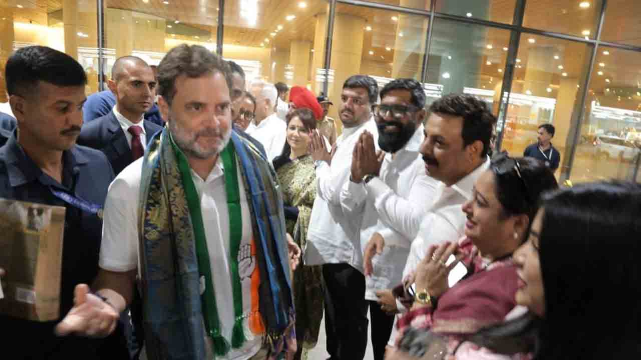 భివండీ కోర్టుకు రాహుల్‌ గాంధీ.. బెయిల్‌ మంజూరు