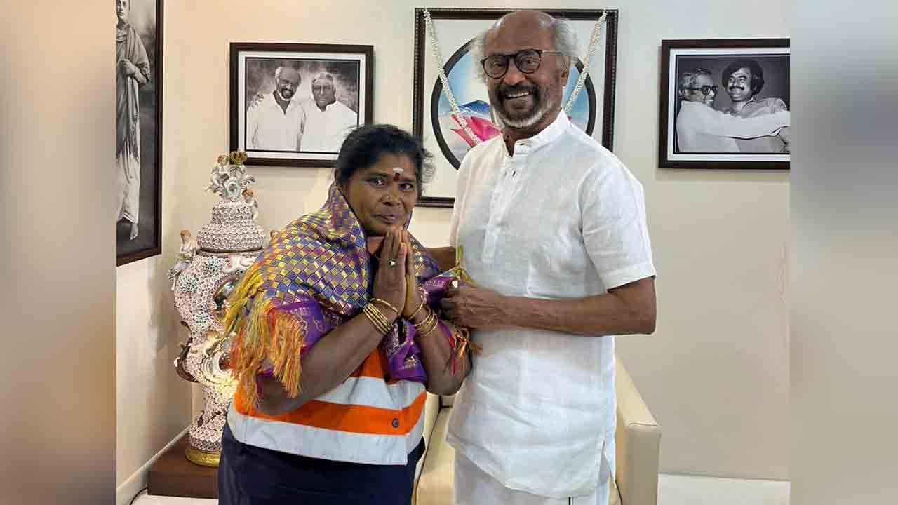 Sanitation Worker Padma | పద్మ నిజాయితీకి తలైవా ఫిదా.. పారిశుద్ధ్య కార్మికురాలిని ఘ‌నంగా స‌న్మానించిన ర‌జ‌నీకాంత్