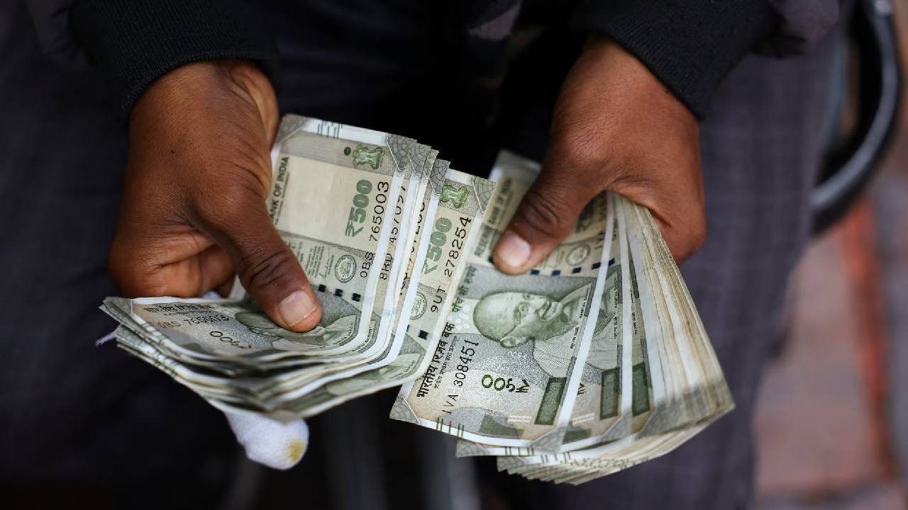 RBI Currency Update | రూ.100, రూ.500 నోట్లు మారబోతున్నాయా.. ఆర్బీఐ చేయబోతున్న మార్పులేంటి