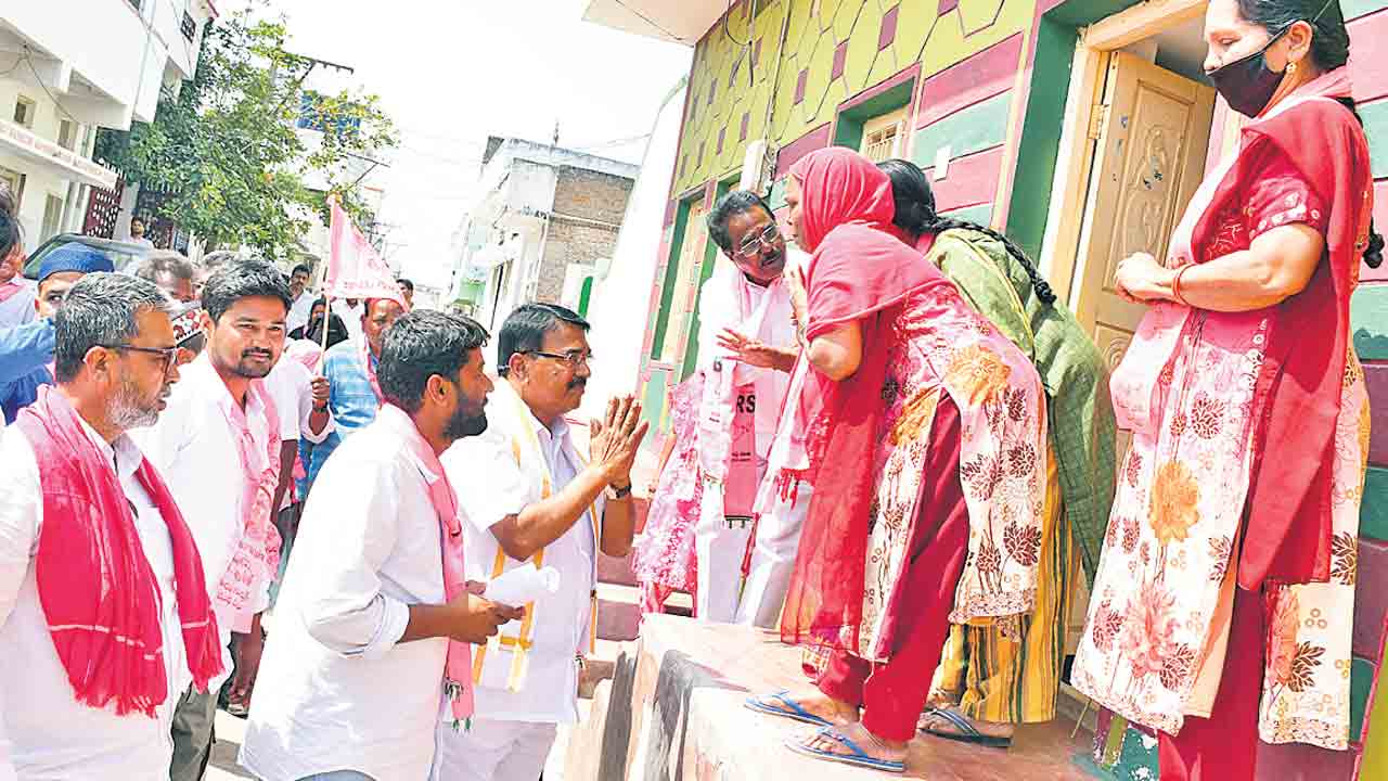 మోసగించిన కాంగ్రెస్‌కు బుద్ధిచెప్పండి