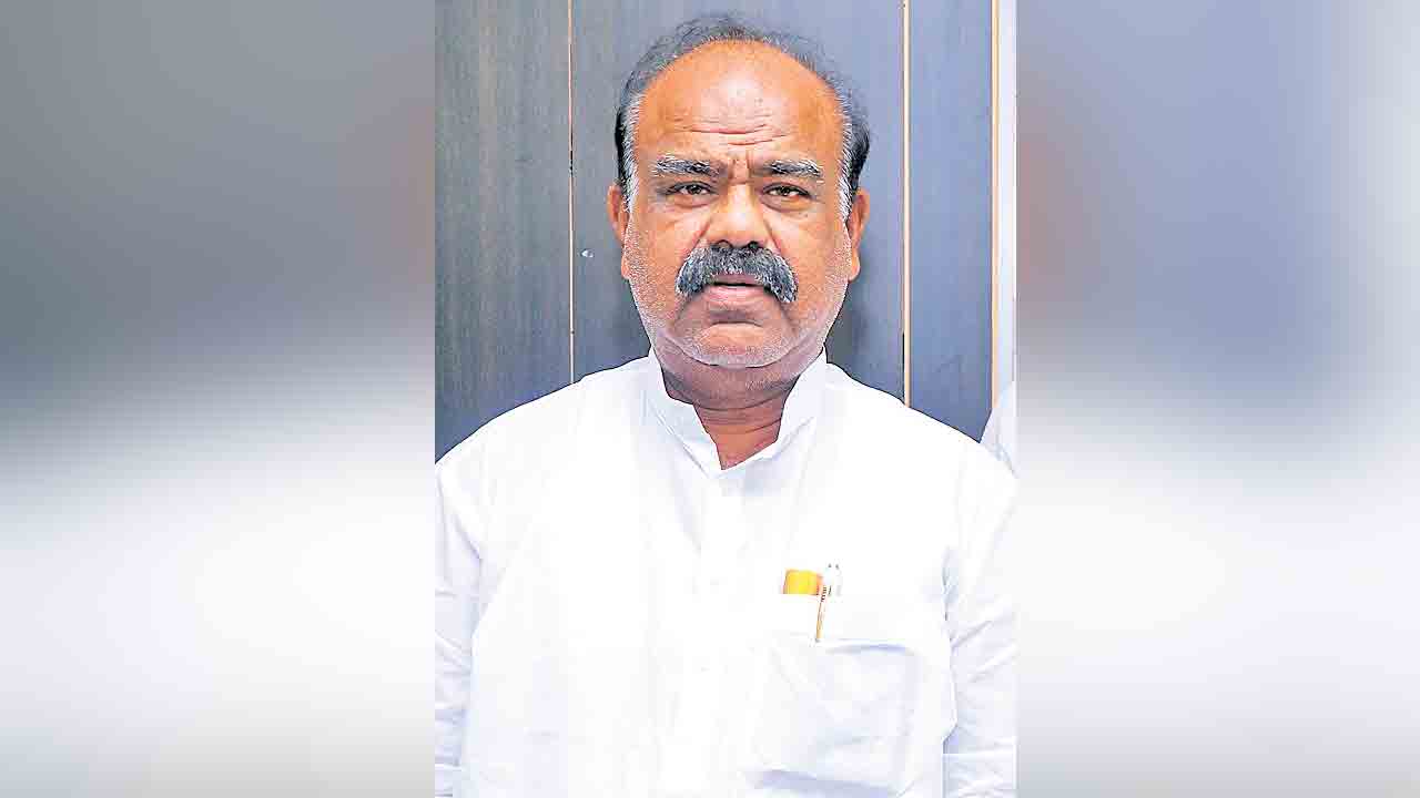 తెలంగాణ జాతిని అవమానించడమే : సిరికొండ